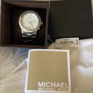 EUC Michael Kors women’s watch with crystals